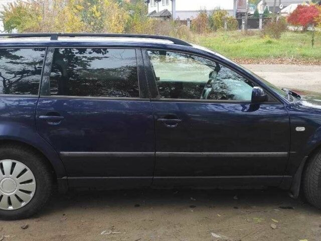 Фольксваген Пассат Варіант 2002 у Сумах на Automoto.ua Синій Фольксваген Пассат Варіант, об'ємом двигуна 1.9 л та пробігом 311 тис. км за 4700 $, фото 1 на Automoto.ua
