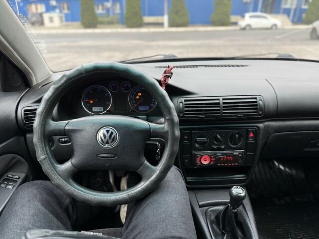 Синий Фольксваген Пассат Вариант, объемом двигателя 1.9 л и пробегом 355 тыс. км за 2300 $, фото 7 на Automoto.ua