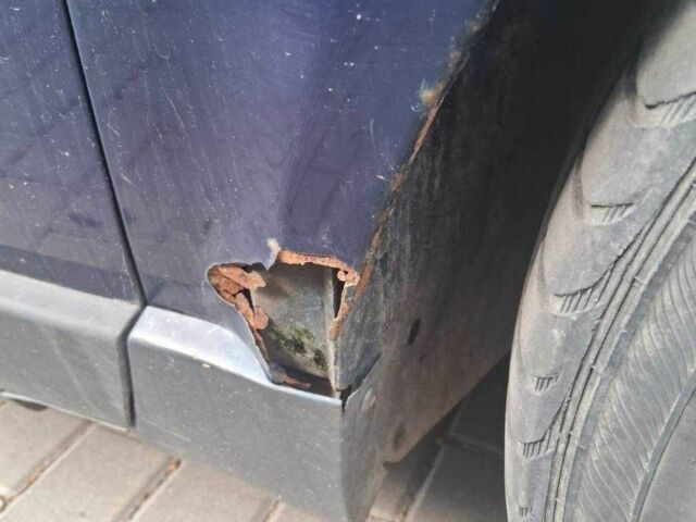 Синій Фольксваген Пассат Варіант, об'ємом двигуна 1.9 л та пробігом 430 тис. км за 2500 $, фото 9 на Automoto.ua