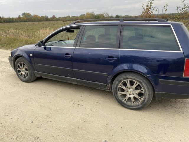 Синій Фольксваген Пассат Варіант, об'ємом двигуна 1.8 л та пробігом 271 тис. км за 2500 $, фото 1 на Automoto.ua