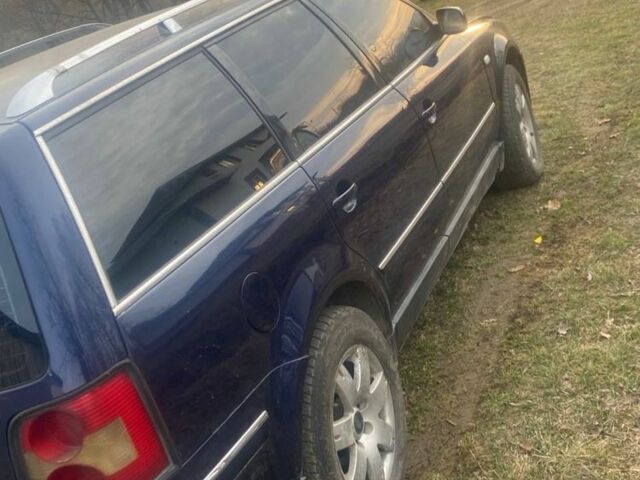 Синій Фольксваген Пассат Варіант, об'ємом двигуна 2.5 л та пробігом 238 тис. км за 4800 $, фото 7 на Automoto.ua