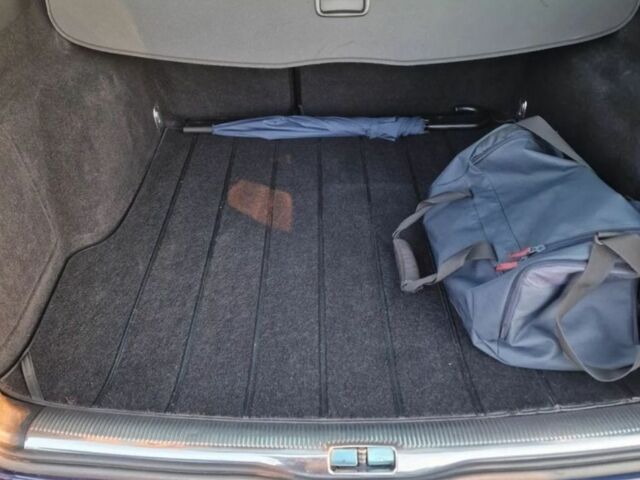 Синій Фольксваген Пассат Варіант, об'ємом двигуна 1.9 л та пробігом 310 тис. км за 1750 $, фото 6 на Automoto.ua