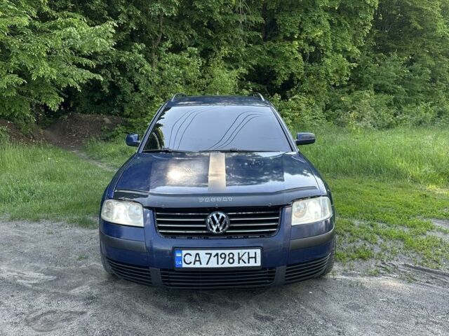 Синий Фольксваген Пассат Вариант, объемом двигателя 2 л и пробегом 258 тыс. км за 3399 $, фото 4 на Automoto.ua