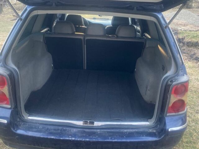 Синій Фольксваген Пассат Варіант, об'ємом двигуна 2.5 л та пробігом 238 тис. км за 4800 $, фото 6 на Automoto.ua