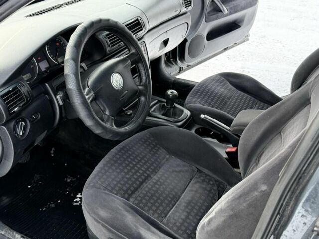 Синий Фольксваген Пассат Вариант, объемом двигателя 1.9 л и пробегом 3 тыс. км за 1999 $, фото 4 на Automoto.ua