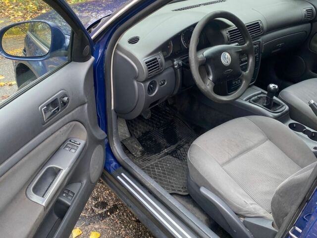 Синій Фольксваген Пассат Варіант, об'ємом двигуна 1.9 л та пробігом 452 тис. км за 2300 $, фото 4 на Automoto.ua