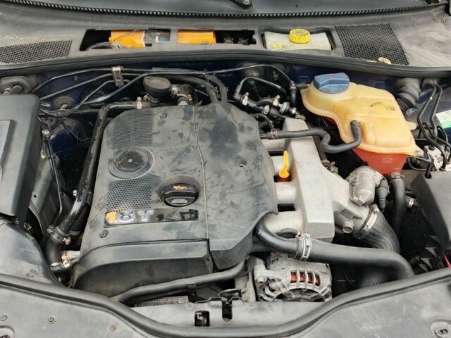 Синий Фольксваген Пассат Вариант, объемом двигателя 1.8 л и пробегом 250 тыс. км за 3600 $, фото 7 на Automoto.ua