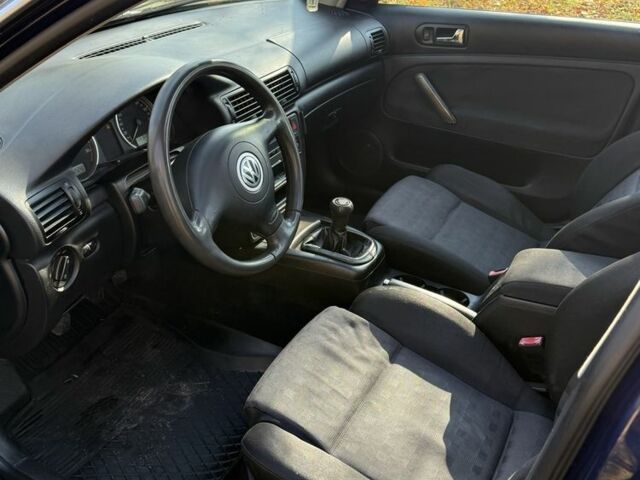 Синій Фольксваген Пассат Варіант, об'ємом двигуна 0 л та пробігом 280 тис. км за 2800 $, фото 6 на Automoto.ua