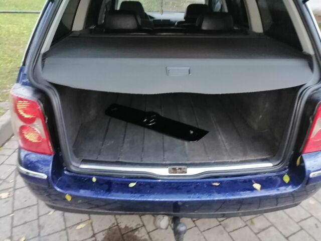 Синій Фольксваген Пассат Варіант, об'ємом двигуна 2 л та пробігом 316 тис. км за 3400 $, фото 7 на Automoto.ua