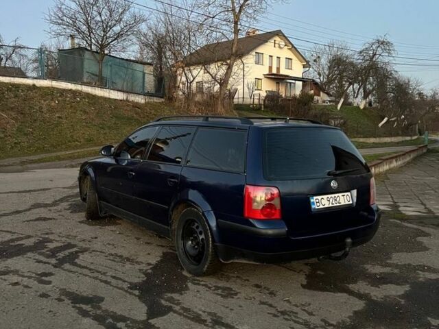 Синий Фольксваген Пассат Вариант, объемом двигателя 1.9 л и пробегом 349 тыс. км за 4500 $, фото 1 на Automoto.ua