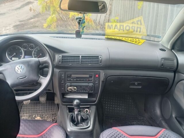 Синий Фольксваген Пассат Вариант, объемом двигателя 1.9 л и пробегом 424 тыс. км за 2299 $, фото 5 на Automoto.ua