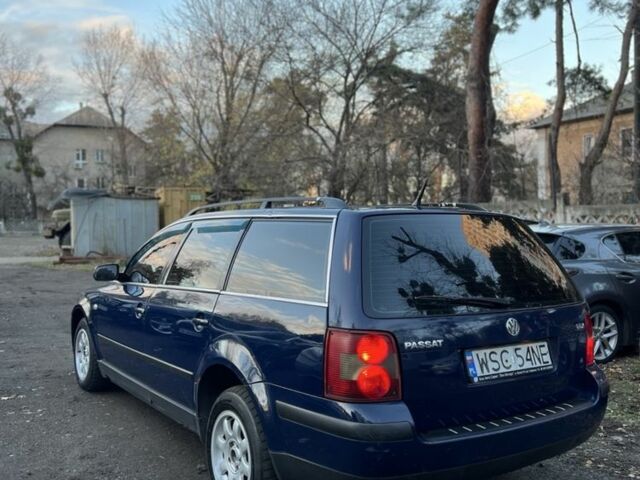 Синий Фольксваген Пассат Вариант, объемом двигателя 1.9 л и пробегом 300 тыс. км за 2000 $, фото 3 на Automoto.ua