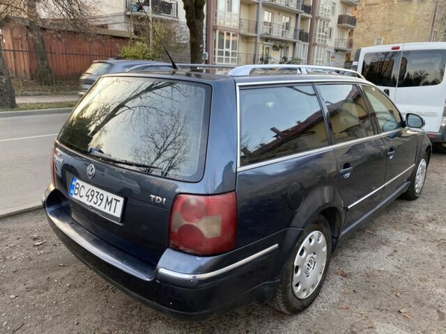 Синий Фольксваген Пассат Вариант, объемом двигателя 1.9 л и пробегом 348 тыс. км за 3000 $, фото 1 на Automoto.ua