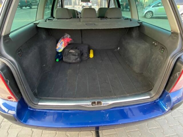 Синій Фольксваген Пассат Варіант, об'ємом двигуна 2 л та пробігом 312 тис. км за 4500 $, фото 10 на Automoto.ua