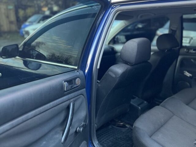 Синий Фольксваген Пассат Вариант, объемом двигателя 1.9 л и пробегом 300 тыс. км за 2000 $, фото 7 на Automoto.ua