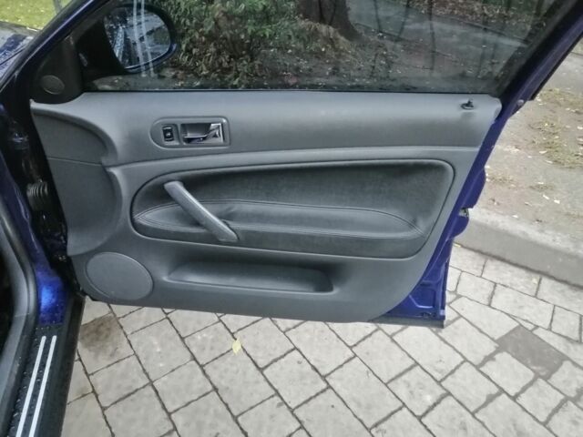 Синій Фольксваген Пассат Варіант, об'ємом двигуна 2 л та пробігом 316 тис. км за 3400 $, фото 4 на Automoto.ua