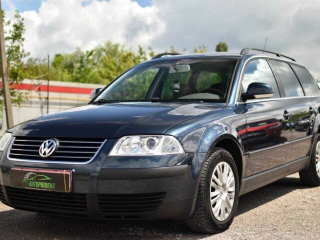 Синий Фольксваген Пассат Вариант, объемом двигателя 1.6 л и пробегом 240 тыс. км за 5850 $, фото 5 на Automoto.ua