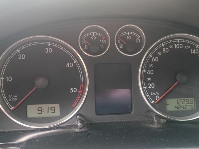 Синий Фольксваген Пассат Вариант, объемом двигателя 1.9 л и пробегом 424 тыс. км за 2500 $, фото 7 на Automoto.ua