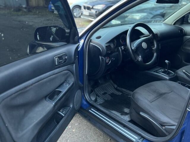 Синий Фольксваген Пассат Вариант, объемом двигателя 1.9 л и пробегом 300 тыс. км за 2000 $, фото 6 на Automoto.ua