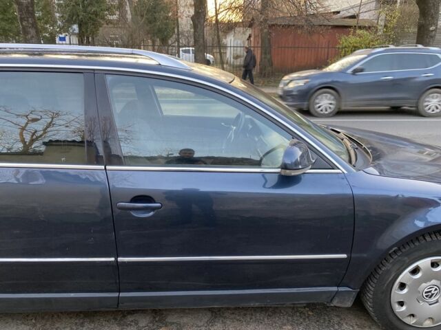 Синий Фольксваген Пассат Вариант, объемом двигателя 1.9 л и пробегом 348 тыс. км за 3000 $, фото 7 на Automoto.ua