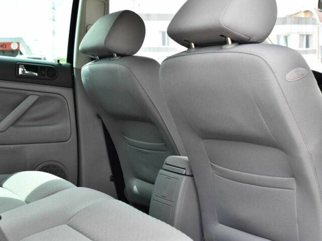 Синий Фольксваген Пассат Вариант, объемом двигателя 1.6 л и пробегом 240 тыс. км за 5850 $, фото 16 на Automoto.ua