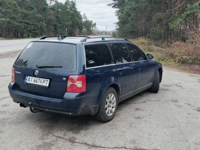 Синий Фольксваген Пассат Вариант, объемом двигателя 1.8 л и пробегом 250 тыс. км за 3600 $, фото 4 на Automoto.ua