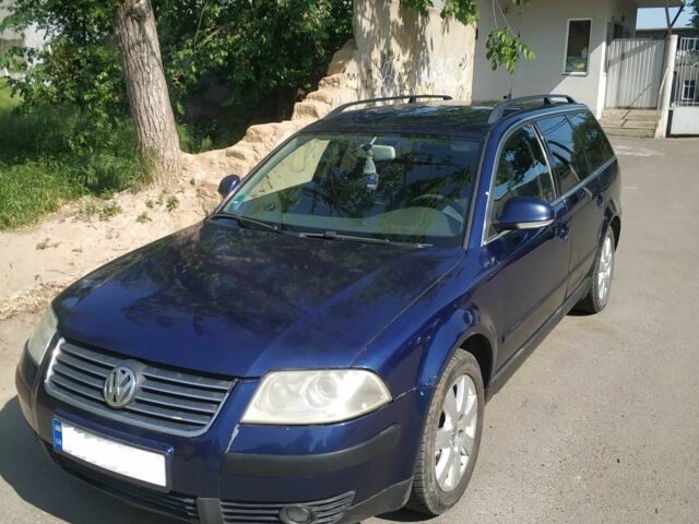 Синий Фольксваген Пассат Вариант, объемом двигателя 1.9 л и пробегом 380 тыс. км за 3200 $, фото 1 на Automoto.ua