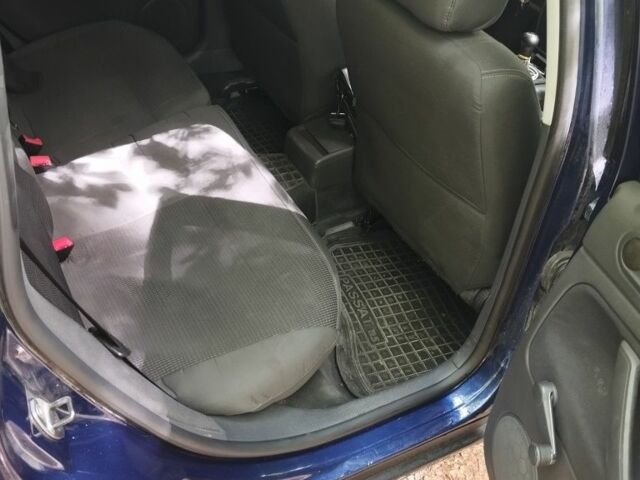 Синий Фольксваген Пассат Вариант, объемом двигателя 1.6 л и пробегом 290 тыс. км за 4700 $, фото 5 на Automoto.ua