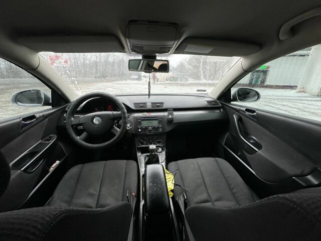 Синий Фольксваген Пассат Вариант, объемом двигателя 0 л и пробегом 350 тыс. км за 3000 $, фото 4 на Automoto.ua