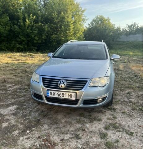 Синій Фольксваген Пассат Варіант, об'ємом двигуна 2 л та пробігом 300 тис. км за 6700 $, фото 1 на Automoto.ua