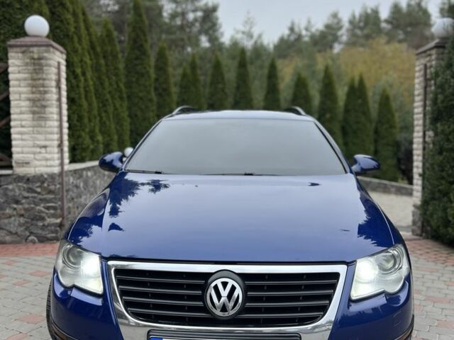 Синий Фольксваген Пассат Вариант, объемом двигателя 2 л и пробегом 287 тыс. км за 4950 $, фото 3 на Automoto.ua