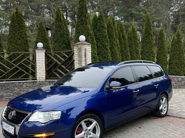 Синий Фольксваген Пассат Вариант, объемом двигателя 2 л и пробегом 287 тыс. км за 4950 $, фото 1 на Automoto.ua