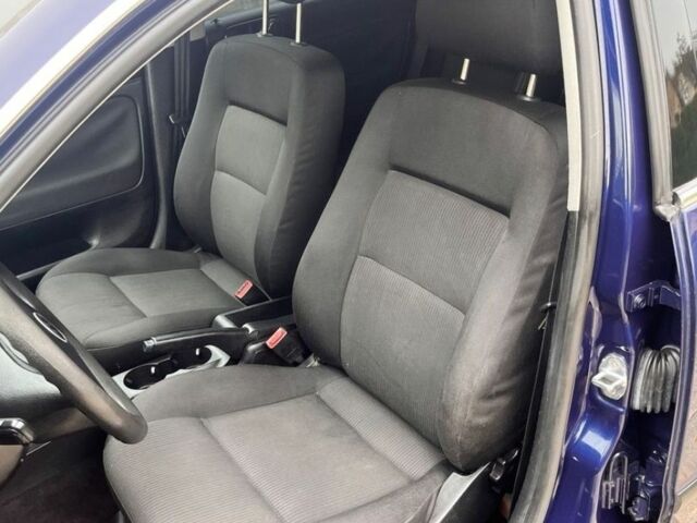 Фольксваген Пассат Вариант 2005 в Запорожье на Automoto.ua Синий Фольксваген Пассат Вариант, объемом двигателя 1.9 л и пробегом 235 тыс. км за 1650 $, фото 7 на Automoto.ua