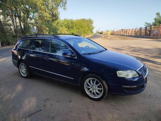 Синий Фольксваген Пассат Вариант, объемом двигателя 1.9 л и пробегом 287 тыс. км за 6000 $, фото 9 на Automoto.ua