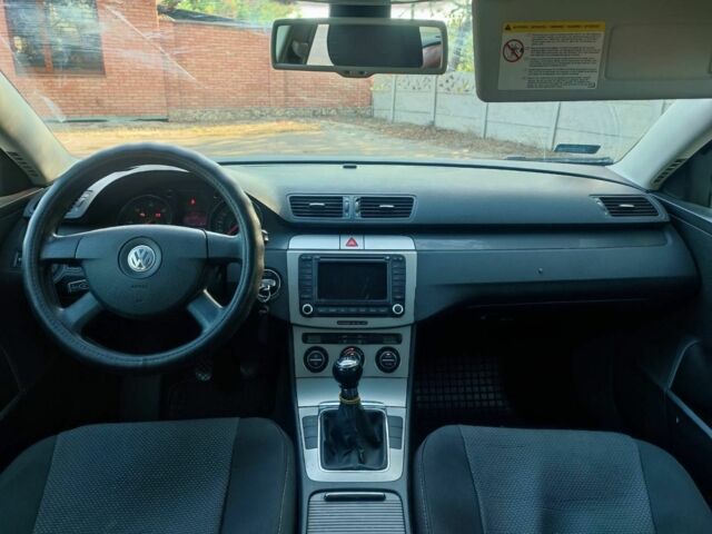 Синий Фольксваген Пассат Вариант, объемом двигателя 1.9 л и пробегом 287 тыс. км за 6000 $, фото 8 на Automoto.ua