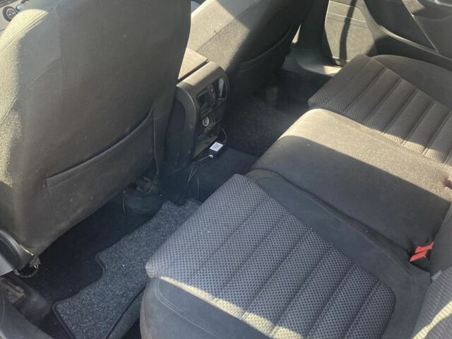 Синий Фольксваген Пассат Вариант, объемом двигателя 2 л и пробегом 280 тыс. км за 3300 $, фото 6 на Automoto.ua