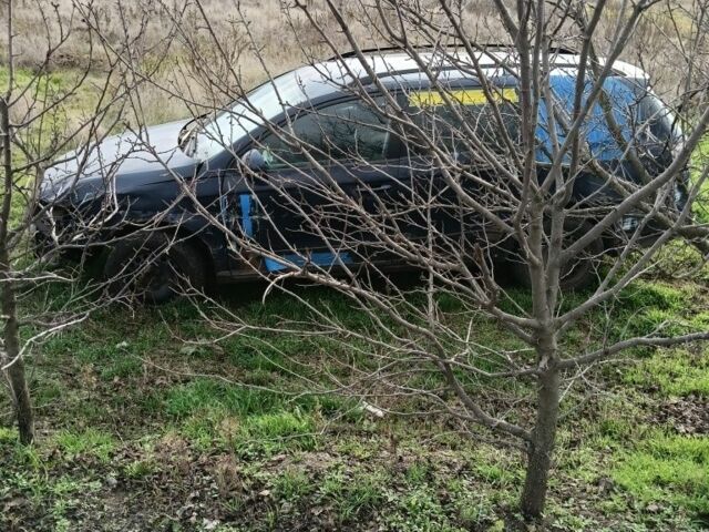 Синій Фольксваген Пассат Варіант, об'ємом двигуна 2 л та пробігом 283 тис. км за 900 $, фото 3 на Automoto.ua