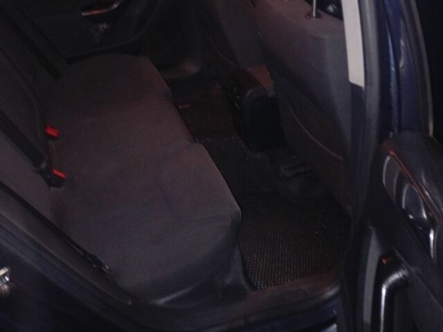 Синий Фольксваген Пассат Вариант, объемом двигателя 2 л и пробегом 319 тыс. км за 5400 $, фото 5 на Automoto.ua