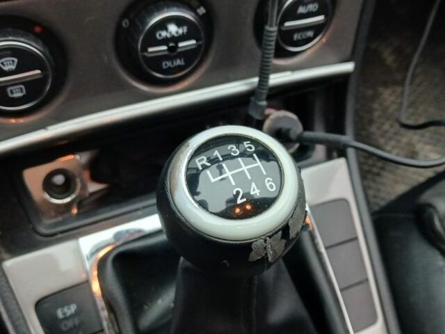 Синій Фольксваген Пассат Варіант, об'ємом двигуна 2 л та пробігом 324 тис. км за 4200 $, фото 17 на Automoto.ua