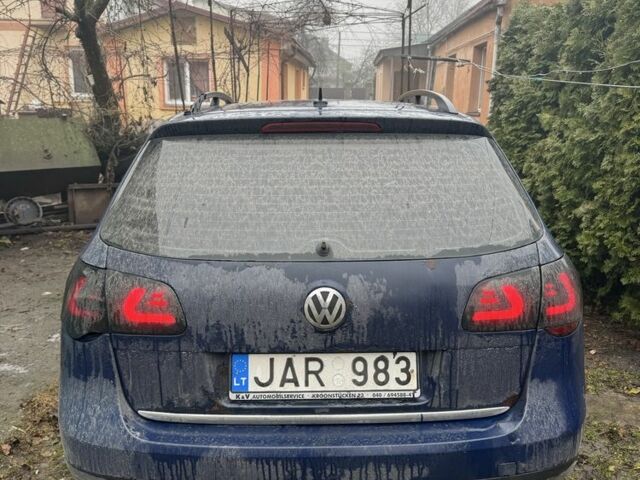 Синий Фольксваген Пассат Вариант, объемом двигателя 2 л и пробегом 355 тыс. км за 2550 $, фото 5 на Automoto.ua