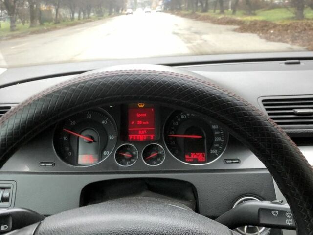 Синий Фольксваген Пассат Вариант, объемом двигателя 2 л и пробегом 350 тыс. км за 6200 $, фото 12 на Automoto.ua