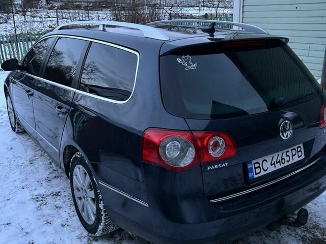 Синій Фольксваген Пассат Варіант, об'ємом двигуна 2 л та пробігом 385 тис. км за 5100 $, фото 2 на Automoto.ua