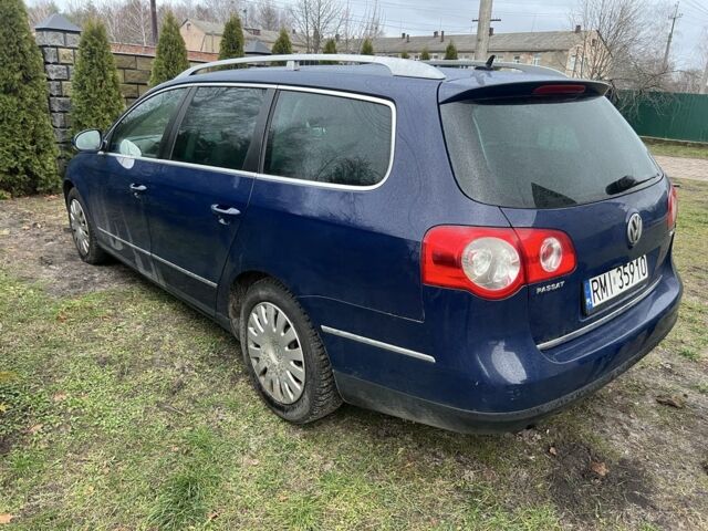 Синий Фольксваген Пассат Вариант, объемом двигателя 2 л и пробегом 287 тыс. км за 2000 $, фото 6 на Automoto.ua