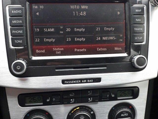 Синий Фольксваген Пассат Вариант, объемом двигателя 2 л и пробегом 294 тыс. км за 6500 $, фото 4 на Automoto.ua