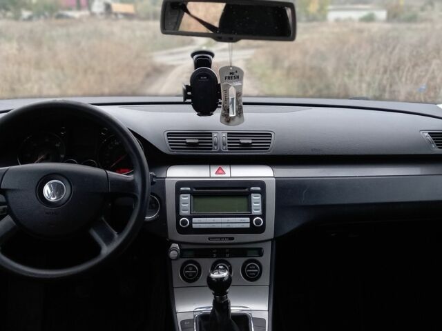 Синій Фольксваген Пассат Варіант, об'ємом двигуна 1.9 л та пробігом 344 тис. км за 2650 $, фото 5 на Automoto.ua