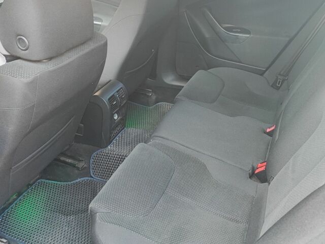 Фольксваген Пассат Вариант 2006 в Киеве на Automoto.ua Синий Фольксваген Пассат Вариант, объемом двигателя 1.9 л и пробегом 311 тыс. км за 5000 $, фото 5 на Automoto.ua