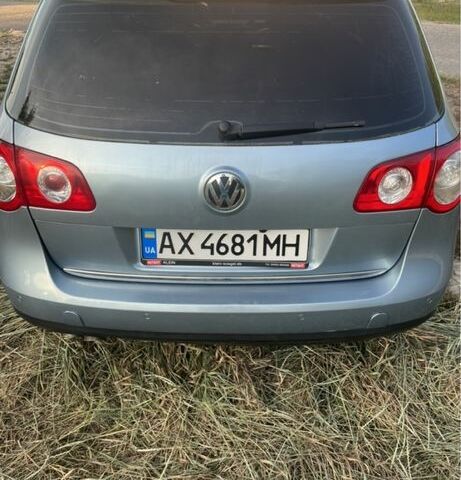 Синий Фольксваген Пассат Вариант, объемом двигателя 0 л и пробегом 300 тыс. км за 6700 $, фото 2 на Automoto.ua