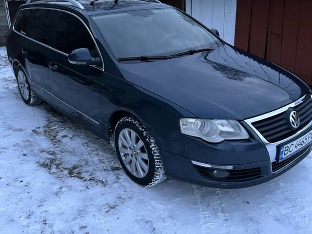 Синій Фольксваген Пассат Варіант, об'ємом двигуна 2 л та пробігом 385 тис. км за 5100 $, фото 3 на Automoto.ua