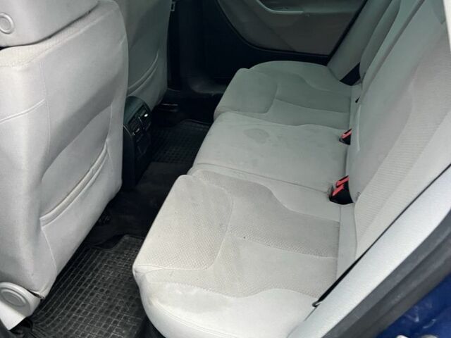 Синий Фольксваген Пассат Вариант, объемом двигателя 2 л и пробегом 287 тыс. км за 2000 $, фото 3 на Automoto.ua