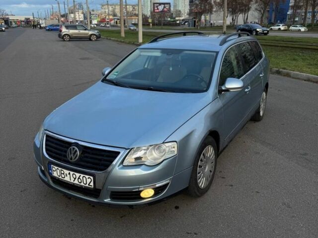 Синий Фольксваген Пассат Вариант, объемом двигателя 2 л и пробегом 250 тыс. км за 2950 $, фото 3 на Automoto.ua
